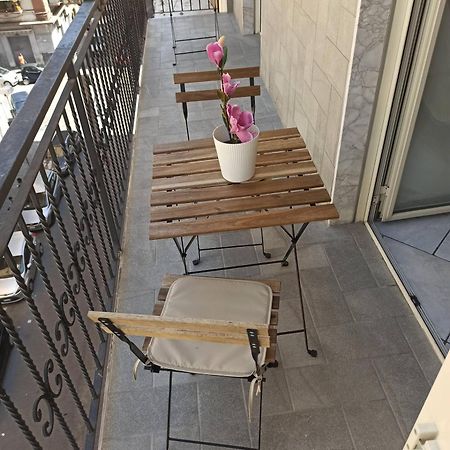 In The Center Rooms Naples Exterior photo
